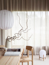 Prisma table lamp, oak/white