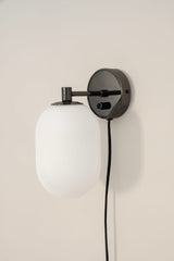 Noor wall lamp