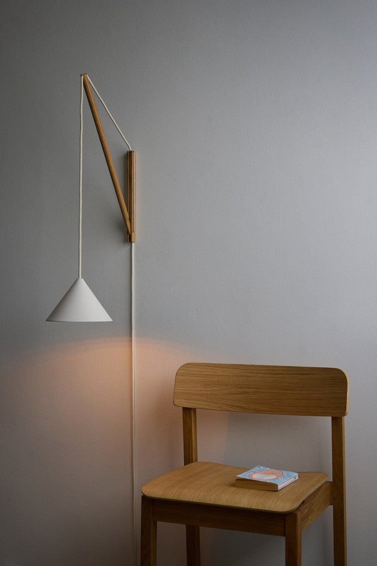 Tool Everyday Chair, õlitatud tamm