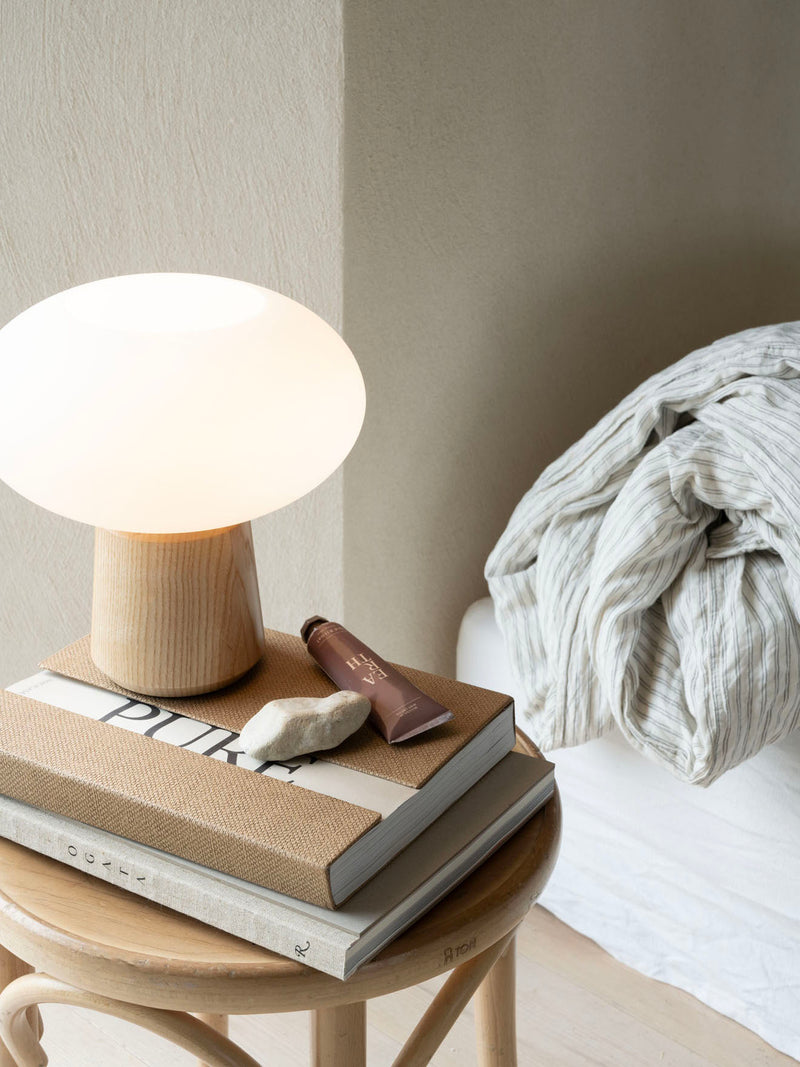 Table lamp Olivia, natural ash