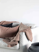 Miro throw, almond